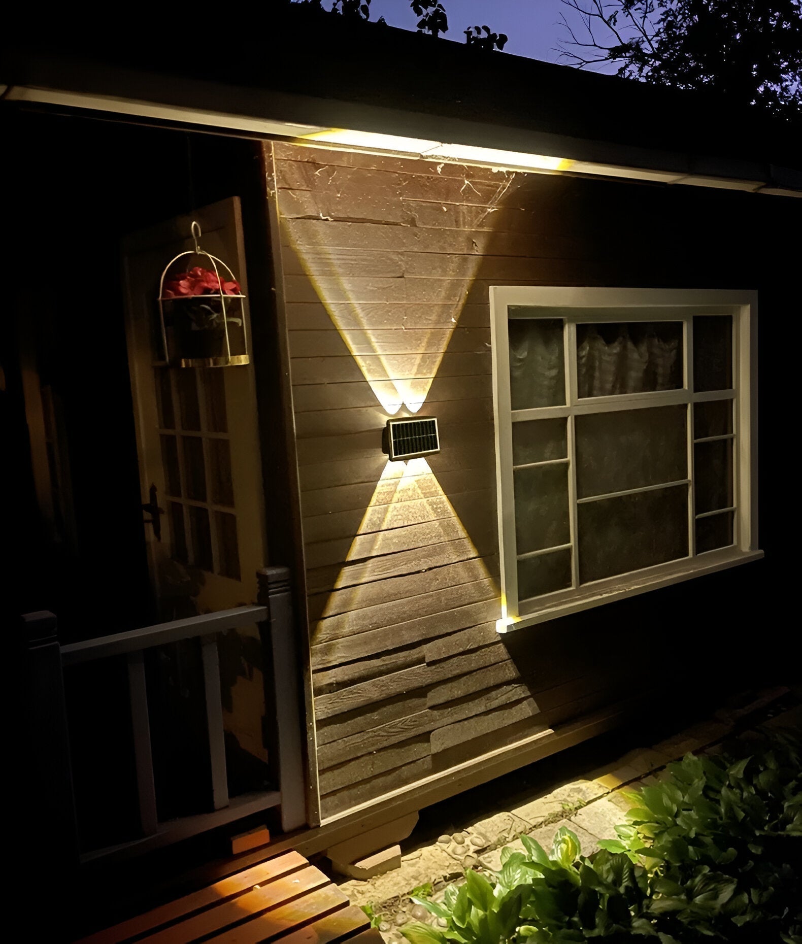 Lunova Waterproof Solar LED Outdoor Wall Light Up And Down