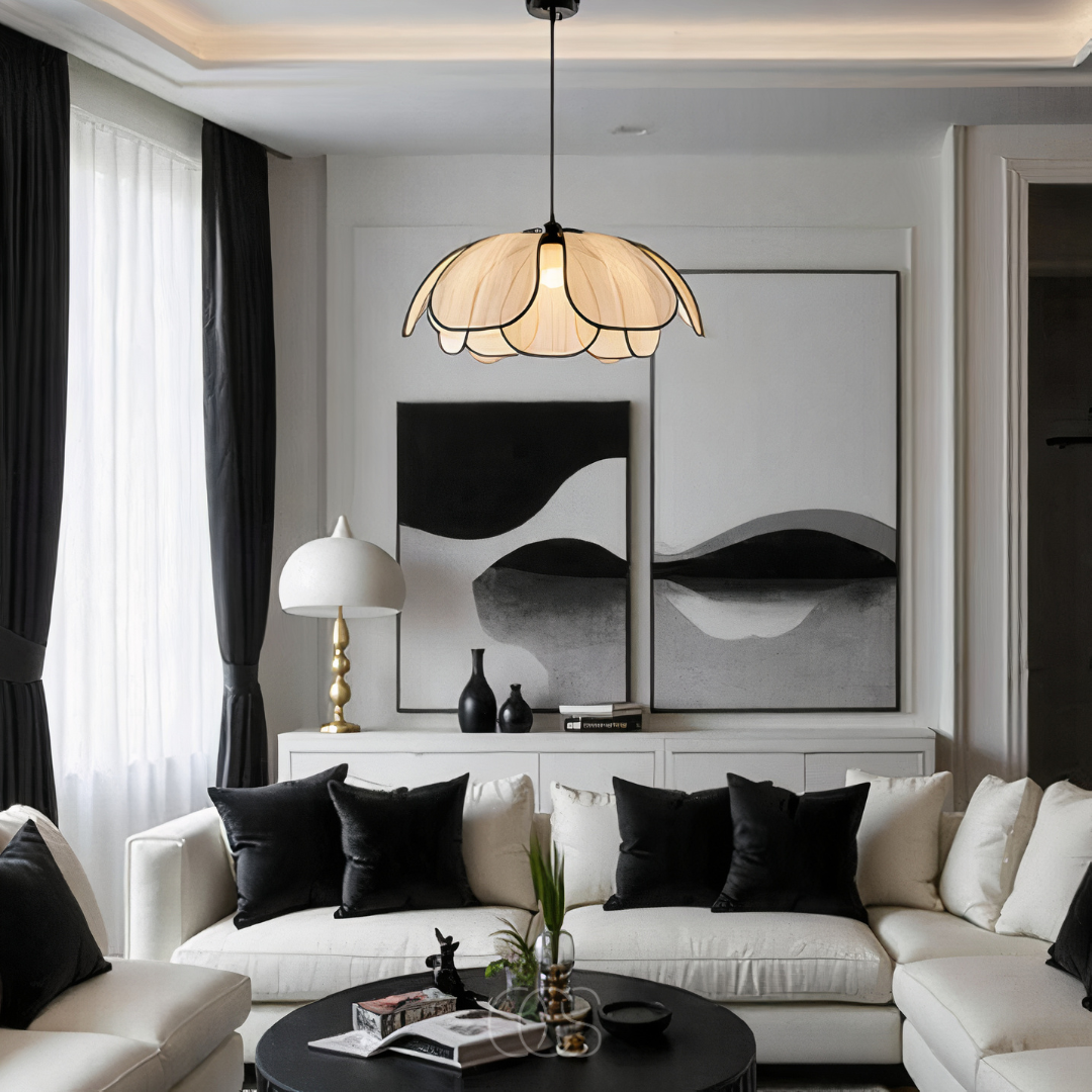 Bronp - Blomsterformet Rattan Pendellampe med Sorte Accenter